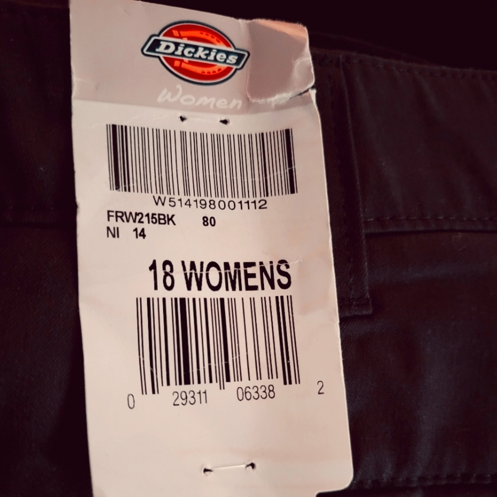 Dickies women shorts